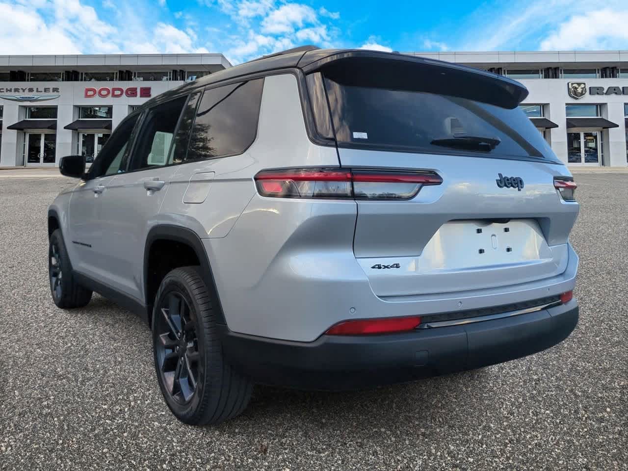 Thumbnail: 2025 Jeep Grand Cherokee L - 6