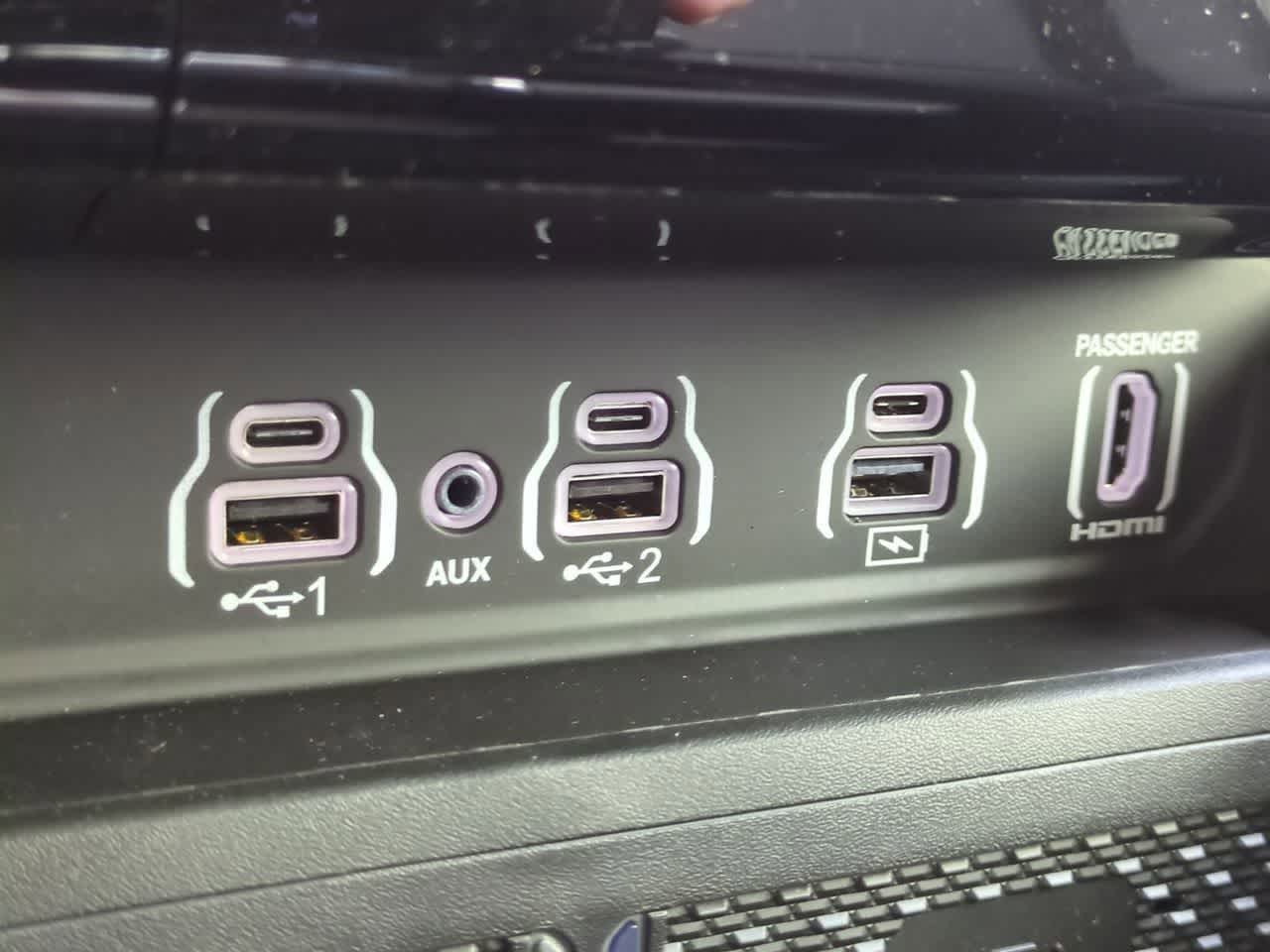 Thumbnail: 2026 RAM 1500 - 32