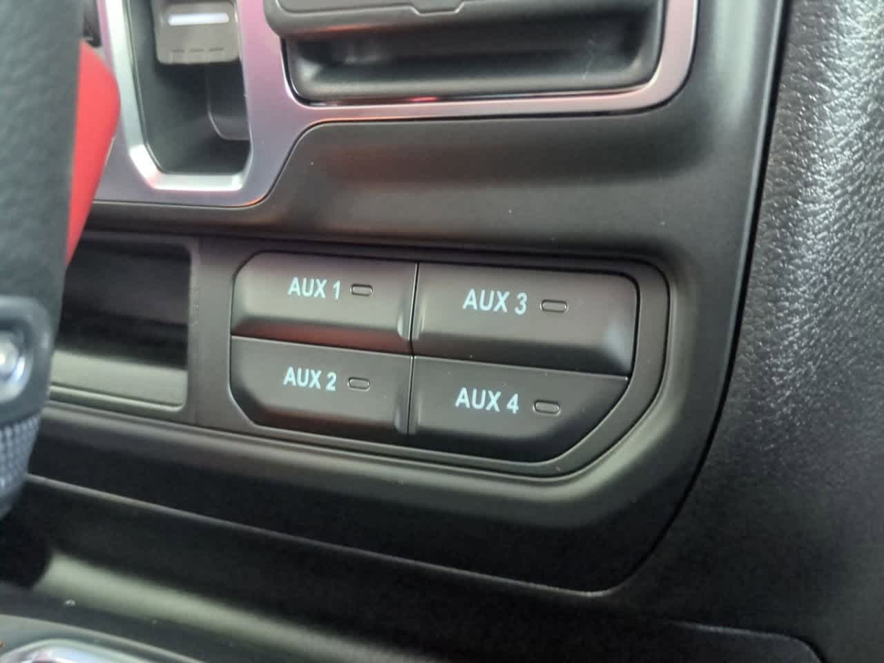 Thumbnail: 2025 Jeep Wrangler - 18