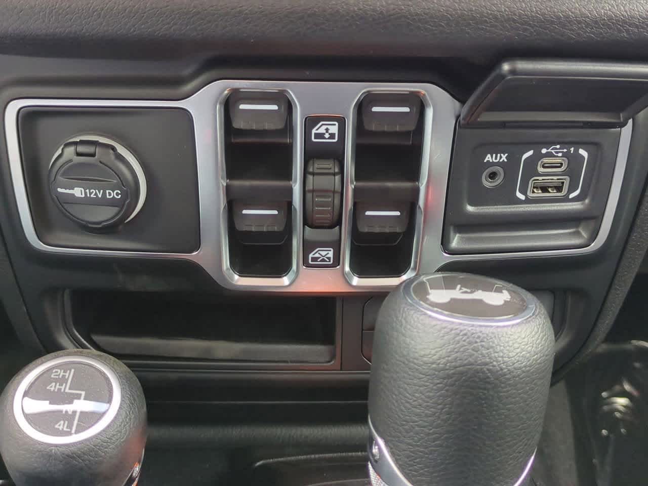 Thumbnail: 2026 Jeep Wrangler - 30