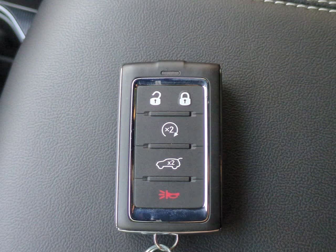 Thumbnail: 2025 Jeep Grand Cherokee - 36