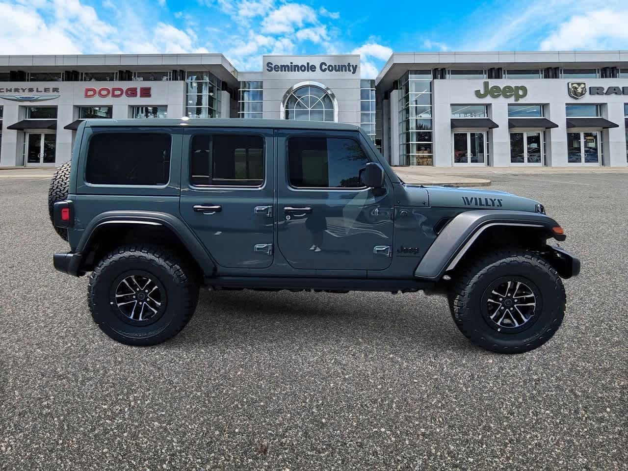 Thumbnail: 2025 Jeep Wrangler - 9