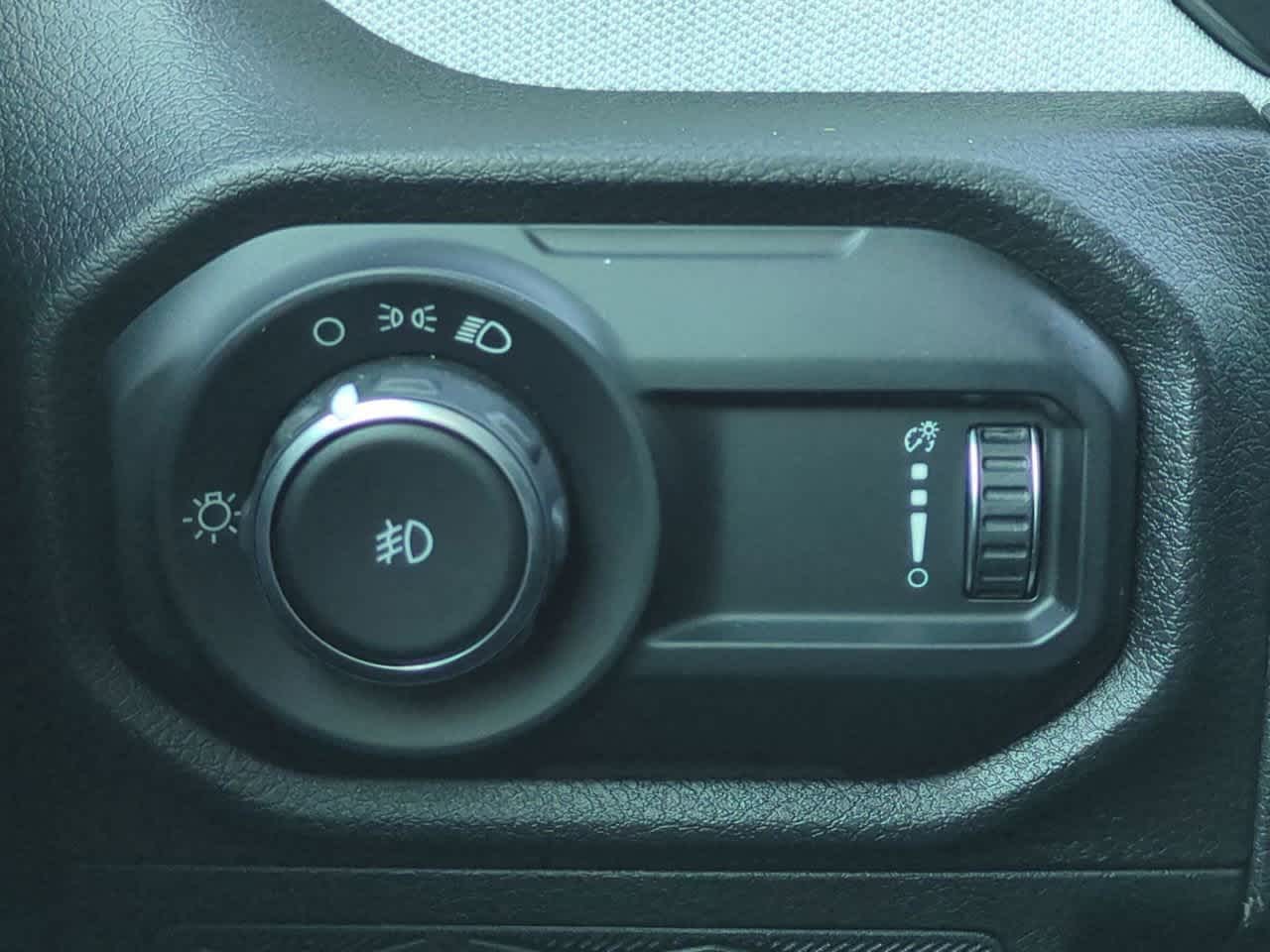 Thumbnail: 2026 Jeep Wrangler - 18