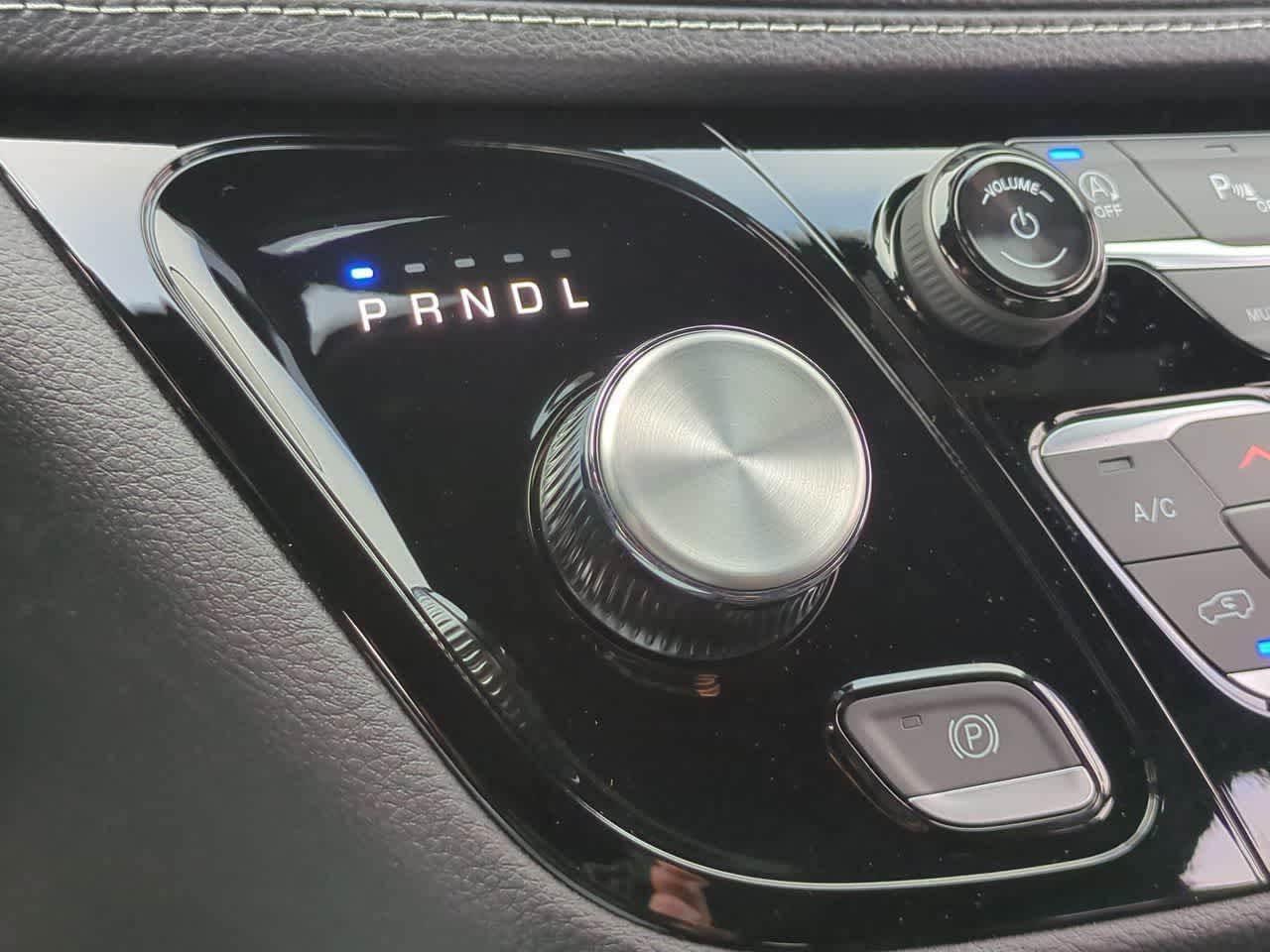 Thumbnail: 2026 Chrysler Pacifica - 34