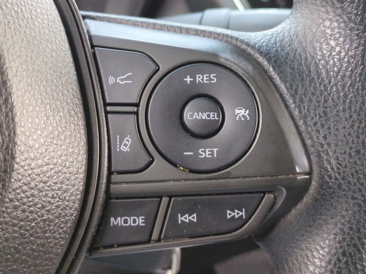 Thumbnail: 2021 Toyota Corolla - 25