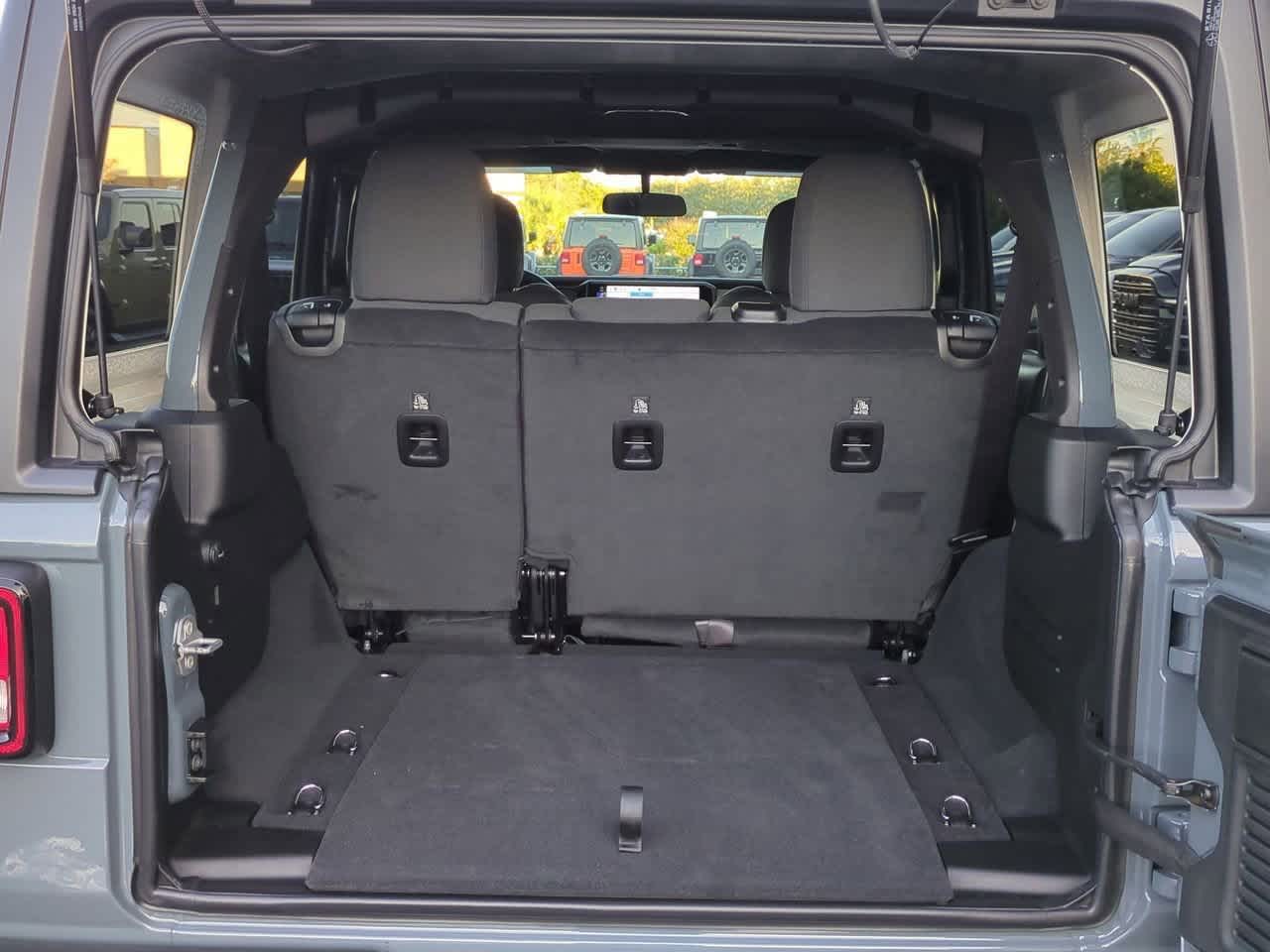 Thumbnail: 2026 Jeep Wrangler - 34