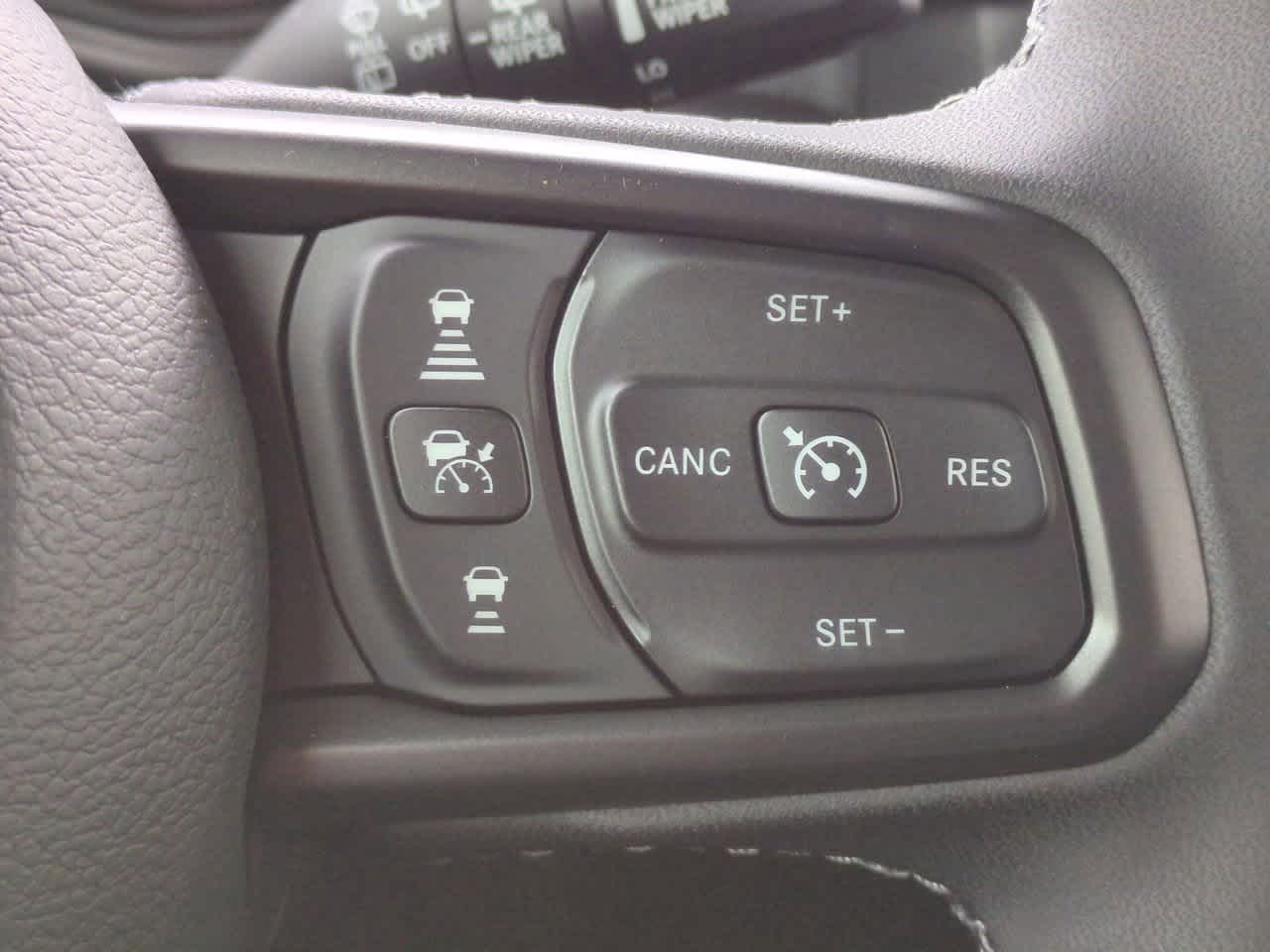 Thumbnail: 2025 Jeep Wrangler - 25