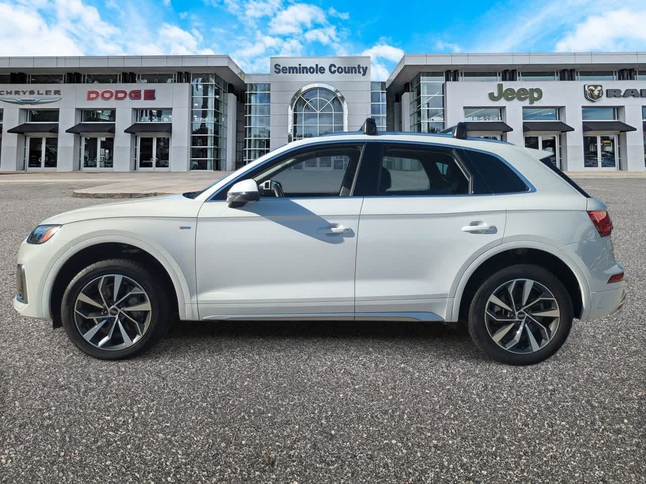 Thumbnail: 2024 Audi Q5 - 5