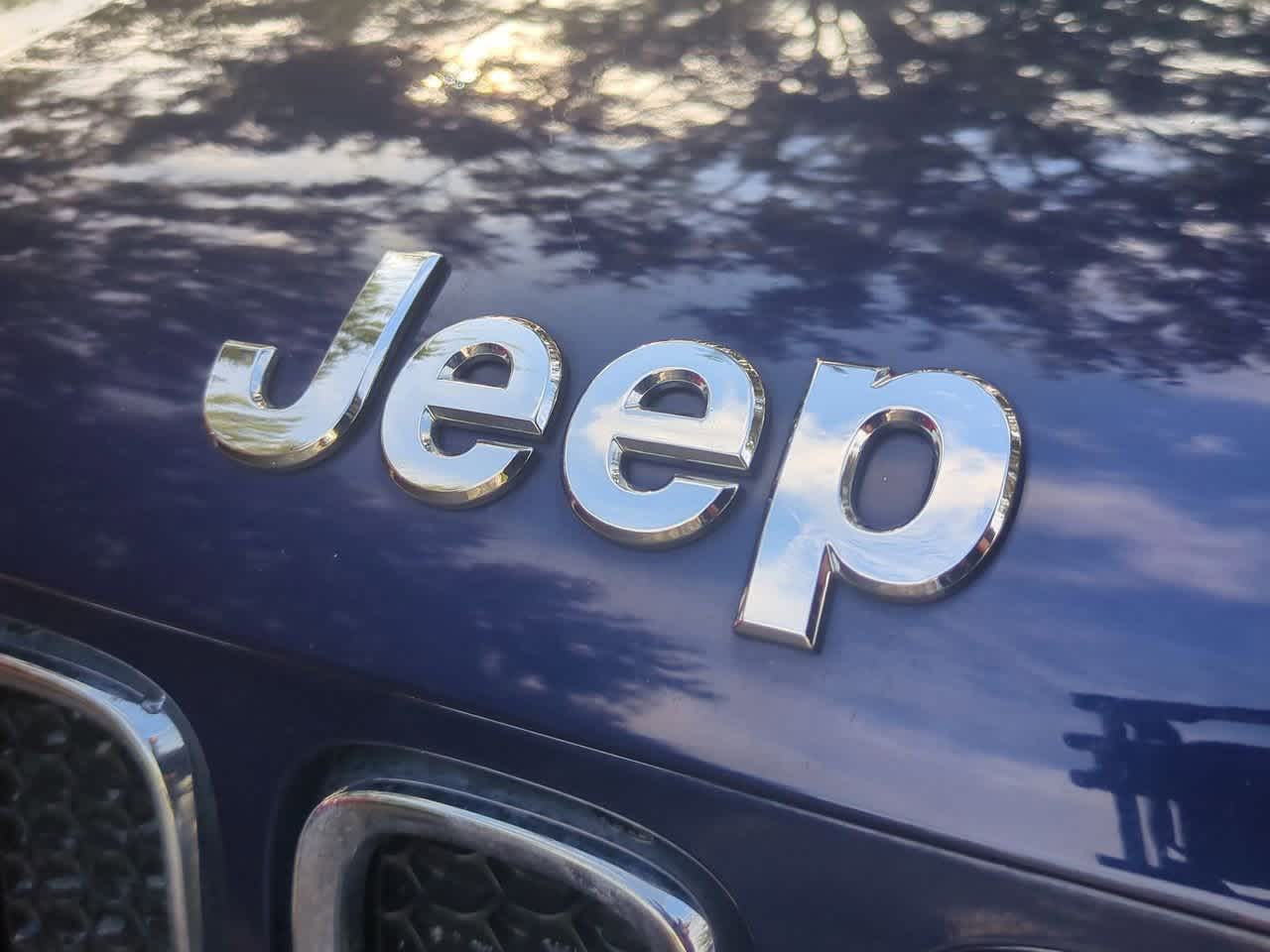 Thumbnail: 2018 Jeep Renegade - 12