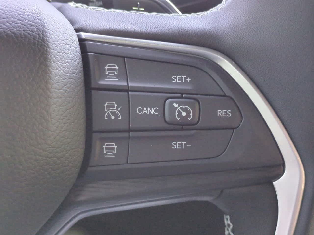 Thumbnail: 2025 Jeep Grand Cherokee - 26