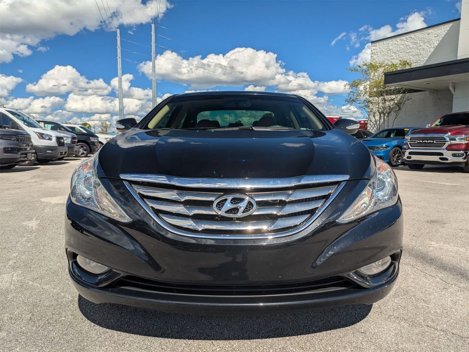 Thumbnail: 2011 Hyundai Sonata - 2