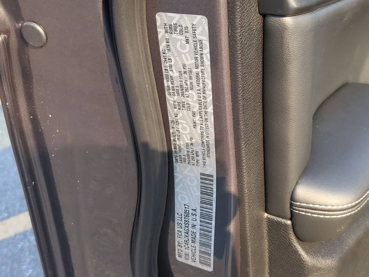 Thumbnail: 2025 Jeep Grand Cherokee L - 37