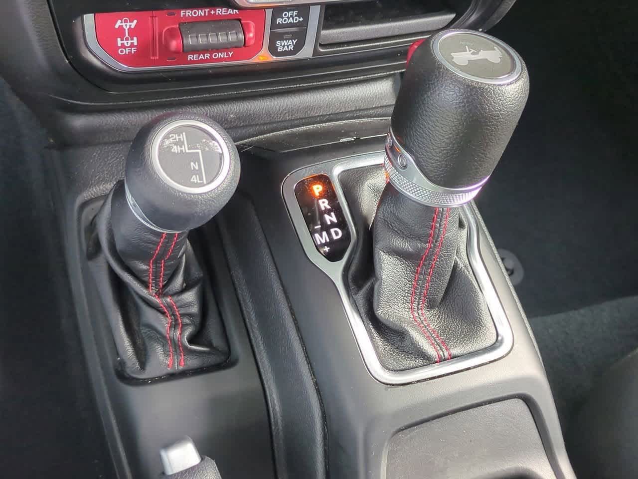 Thumbnail: 2022 Jeep Wrangler - 32