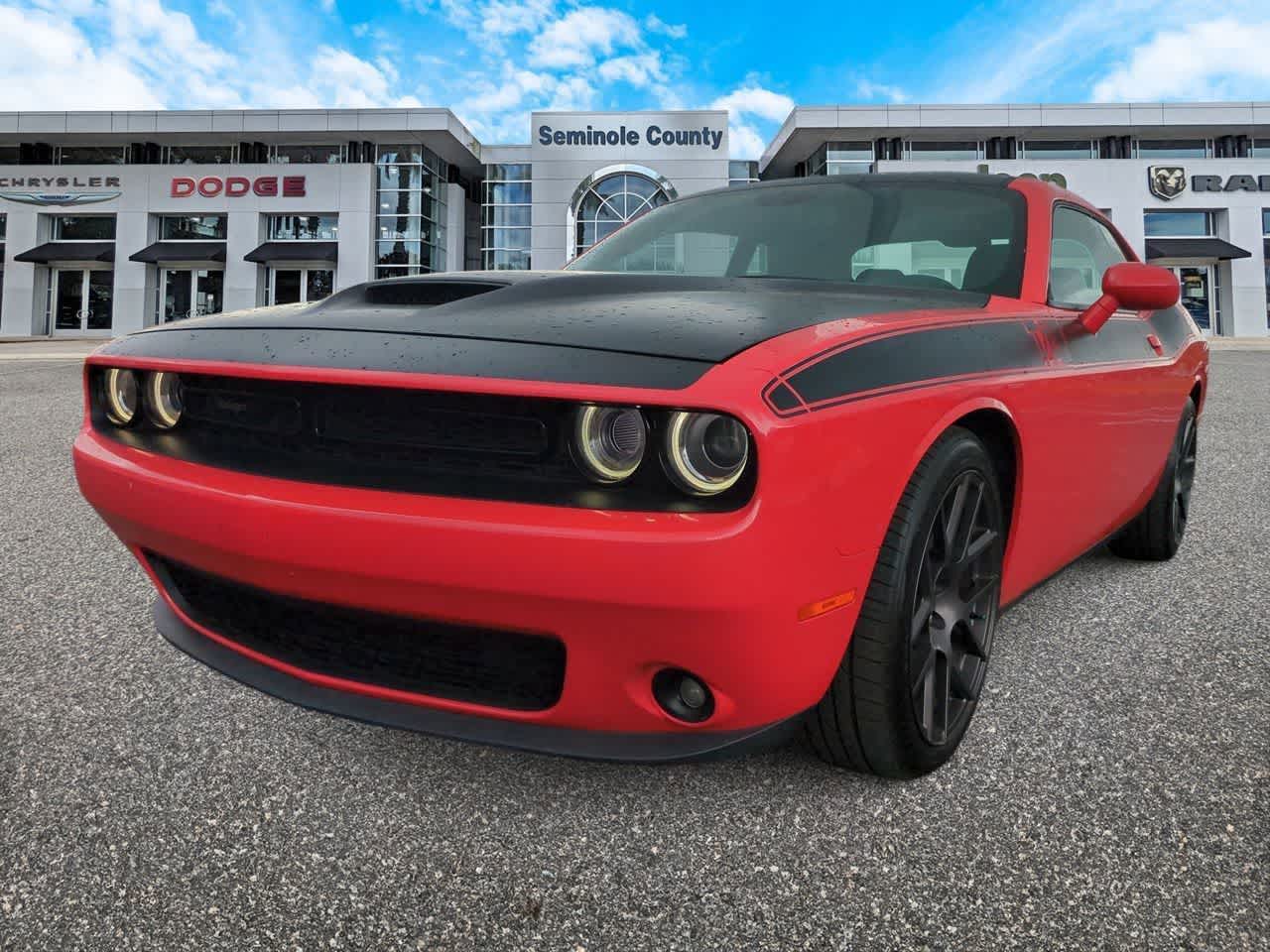 Thumbnail: 2017 Dodge Challenger - 4