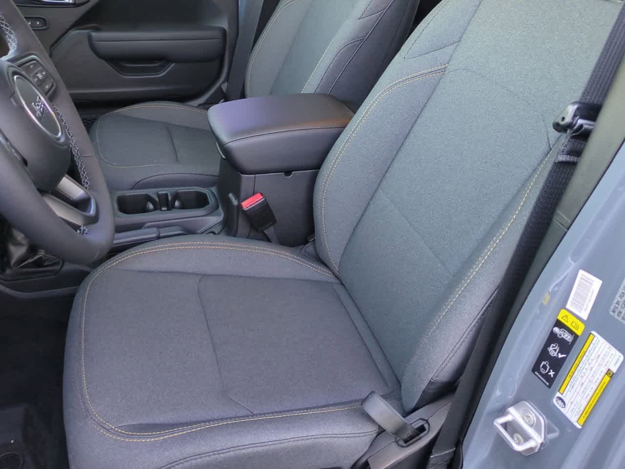 Thumbnail: 2025 Jeep Wrangler - 17