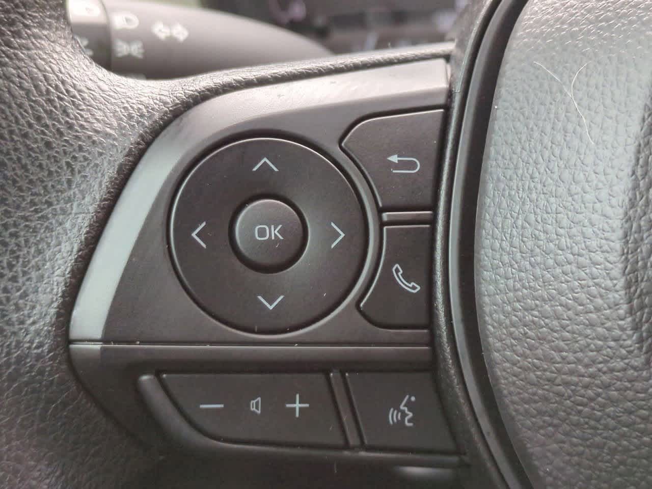 Thumbnail: 2025 Toyota Corolla - 24