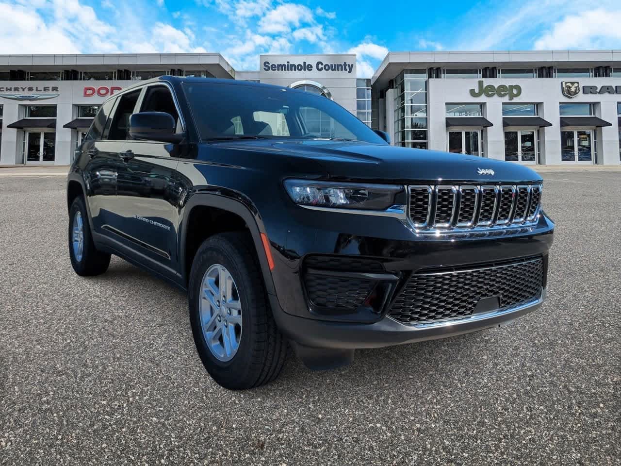 Thumbnail: 2025 Jeep Grand Cherokee - 2