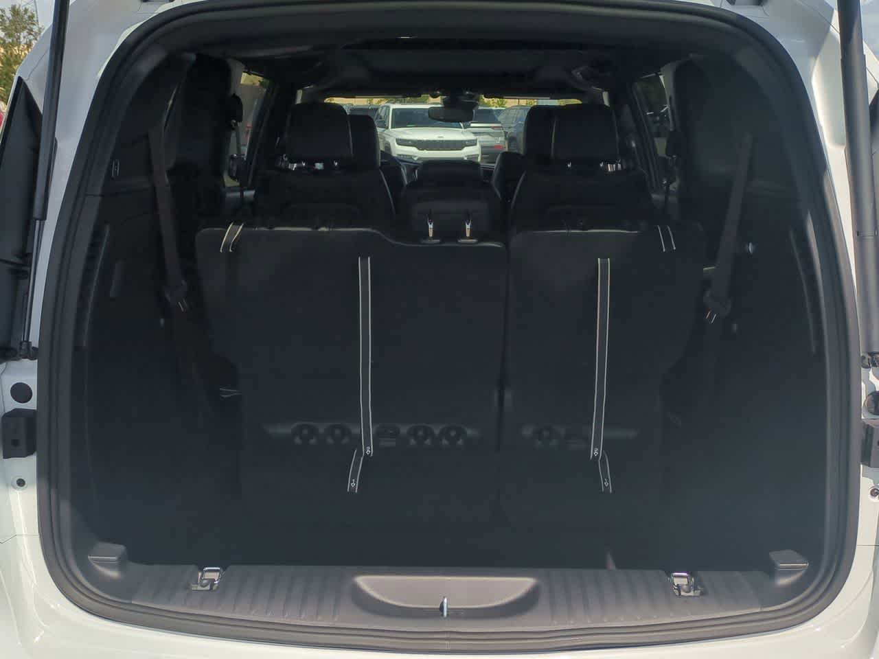 Thumbnail: 2026 Chrysler Pacifica - 35