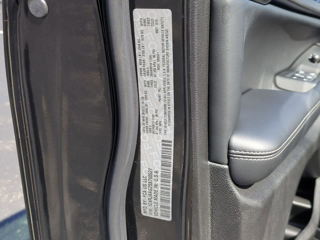 Thumbnail: 2025 Jeep Grand Cherokee L - 36