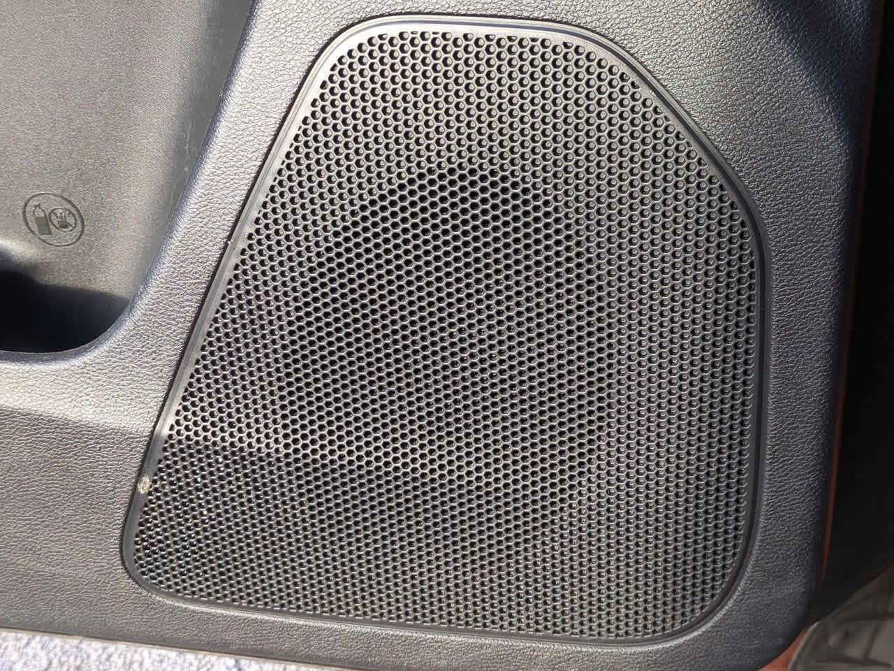 Thumbnail: 2015 Jeep Cherokee - 31