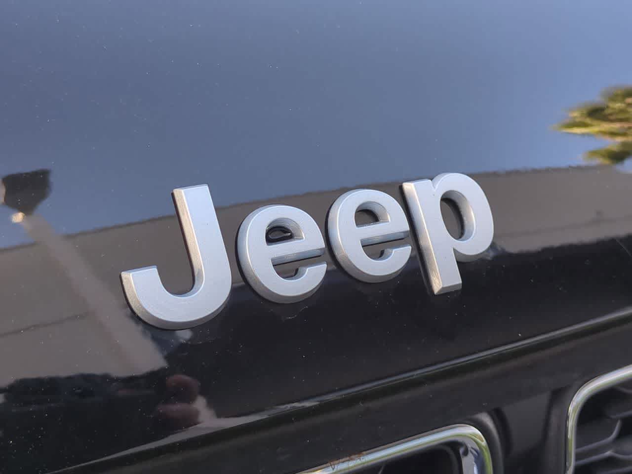 Thumbnail: 2025 Jeep Grand Cherokee - 12