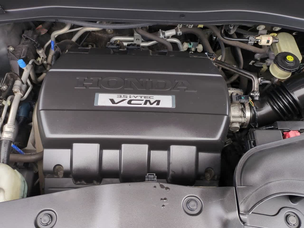 Thumbnail: 2009 Honda Pilot - 15