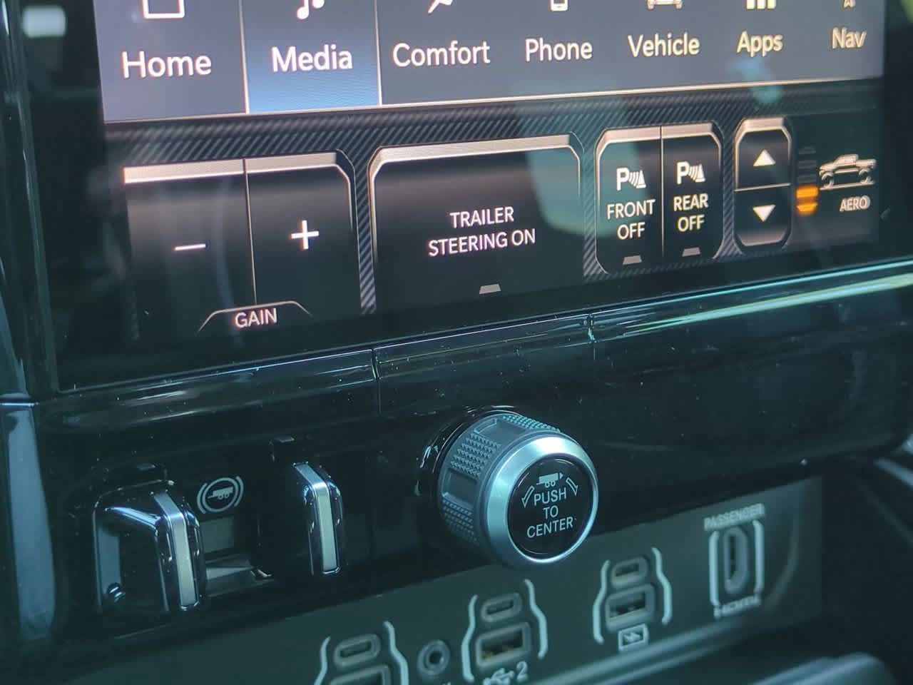 Thumbnail: 2026 RAM 1500 - 18