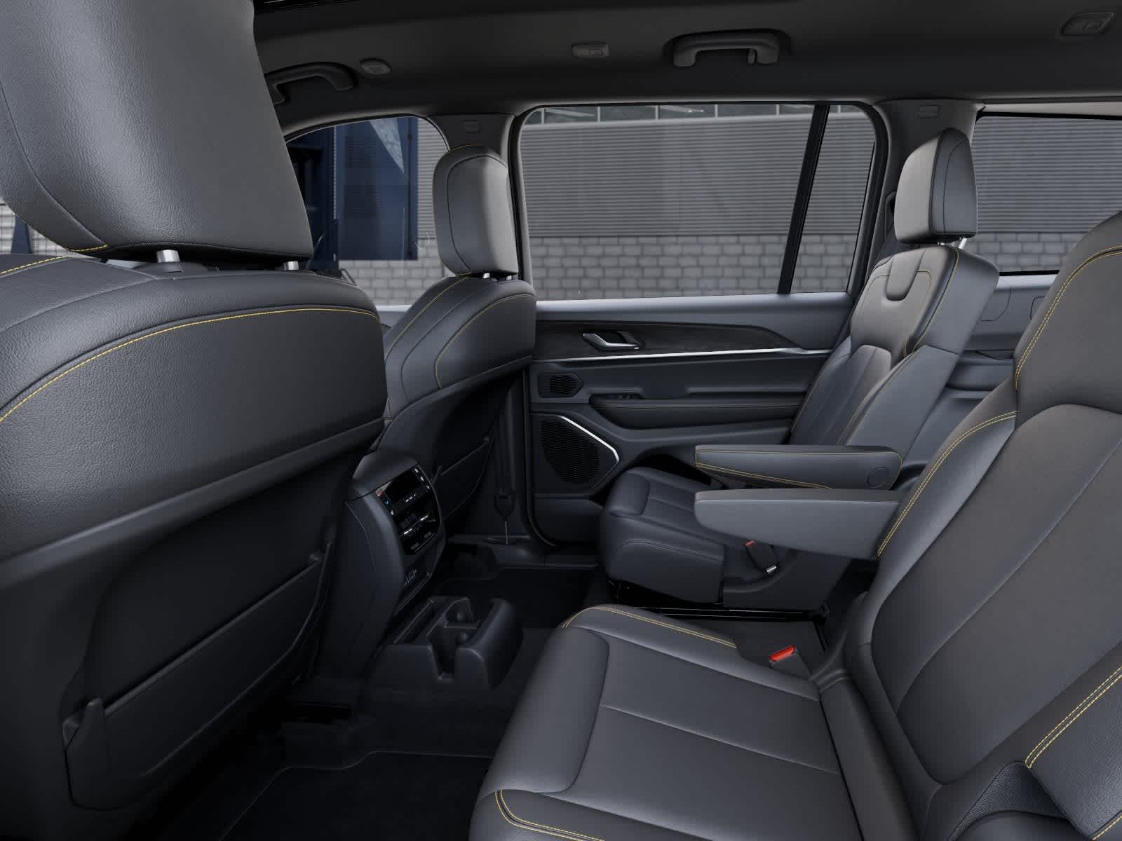 Thumbnail: 2026 Jeep Grand Cherokee L - 23