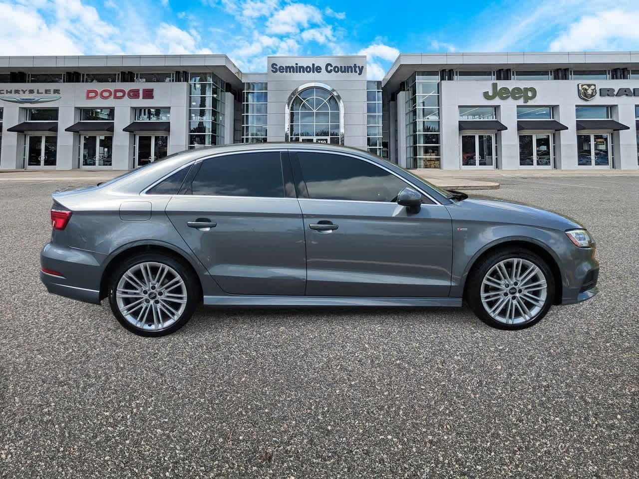 Thumbnail: 2017 Audi A3 - 9