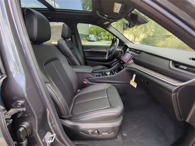 Thumbnail: 2025 Jeep Grand Cherokee - 24