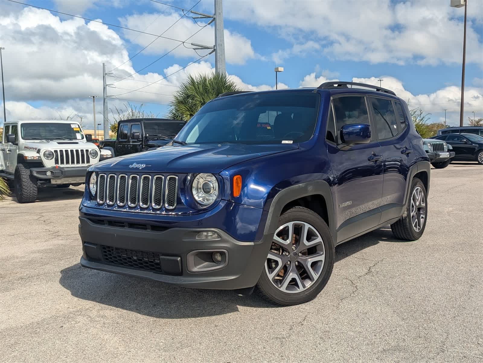 Thumbnail: 2018 Jeep Renegade - 1