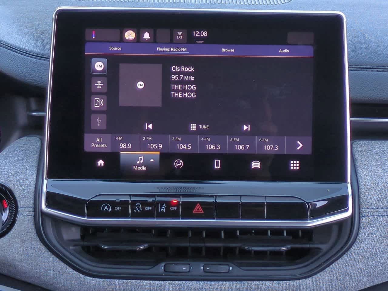 Thumbnail: 2022 Jeep Compass - 28