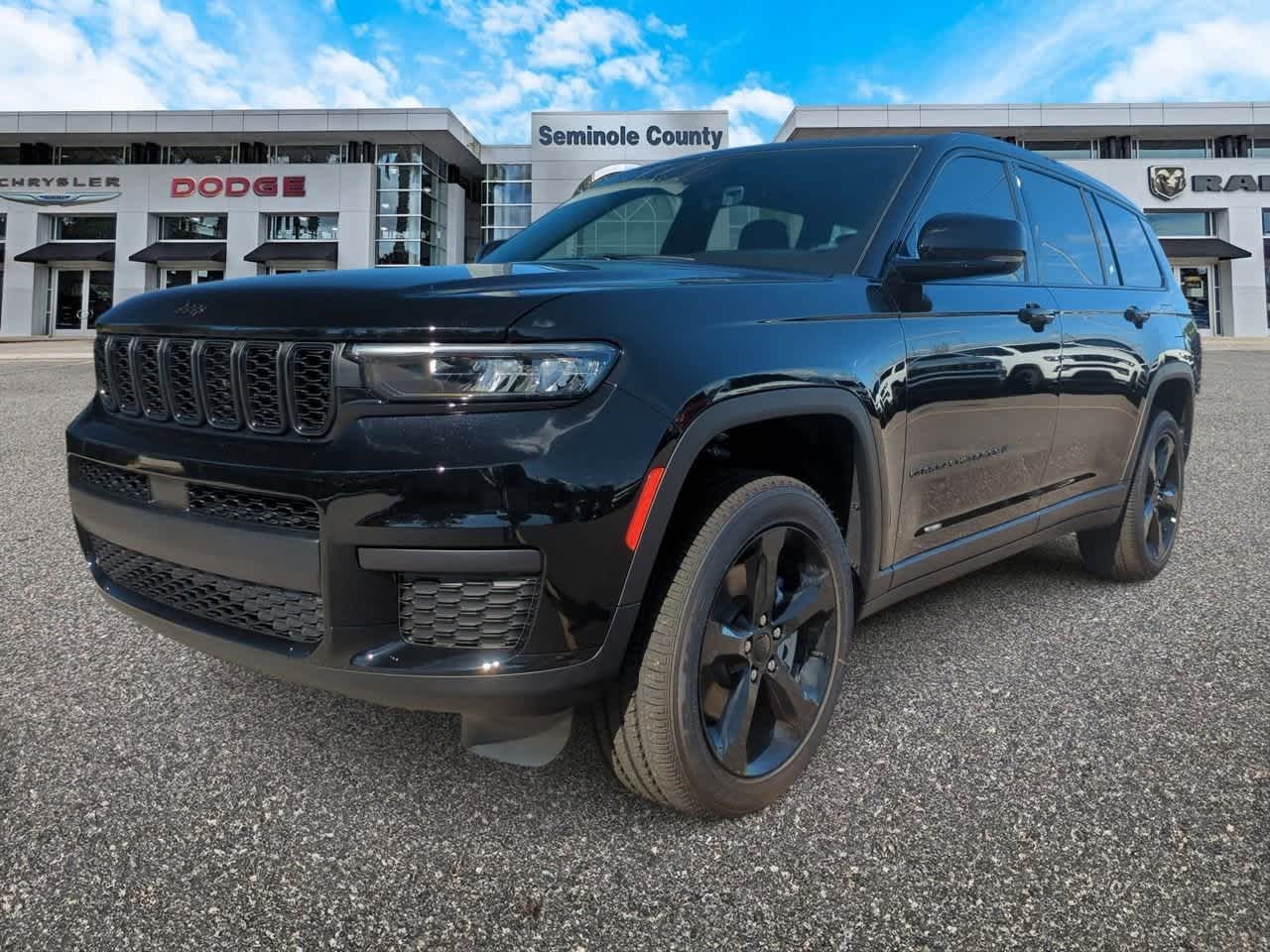 Thumbnail: 2025 Jeep Grand Cherokee L - 4