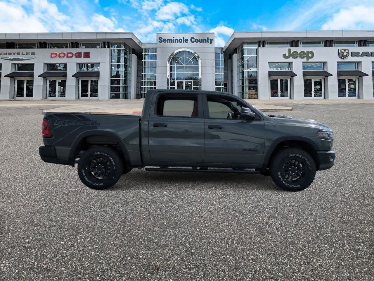 Thumbnail: 2026 RAM 1500 - 9