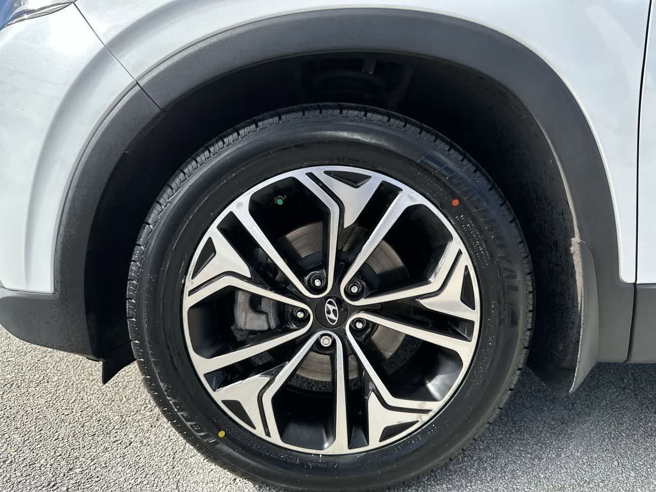 Thumbnail: 2020 Hyundai Santa Fe - 17