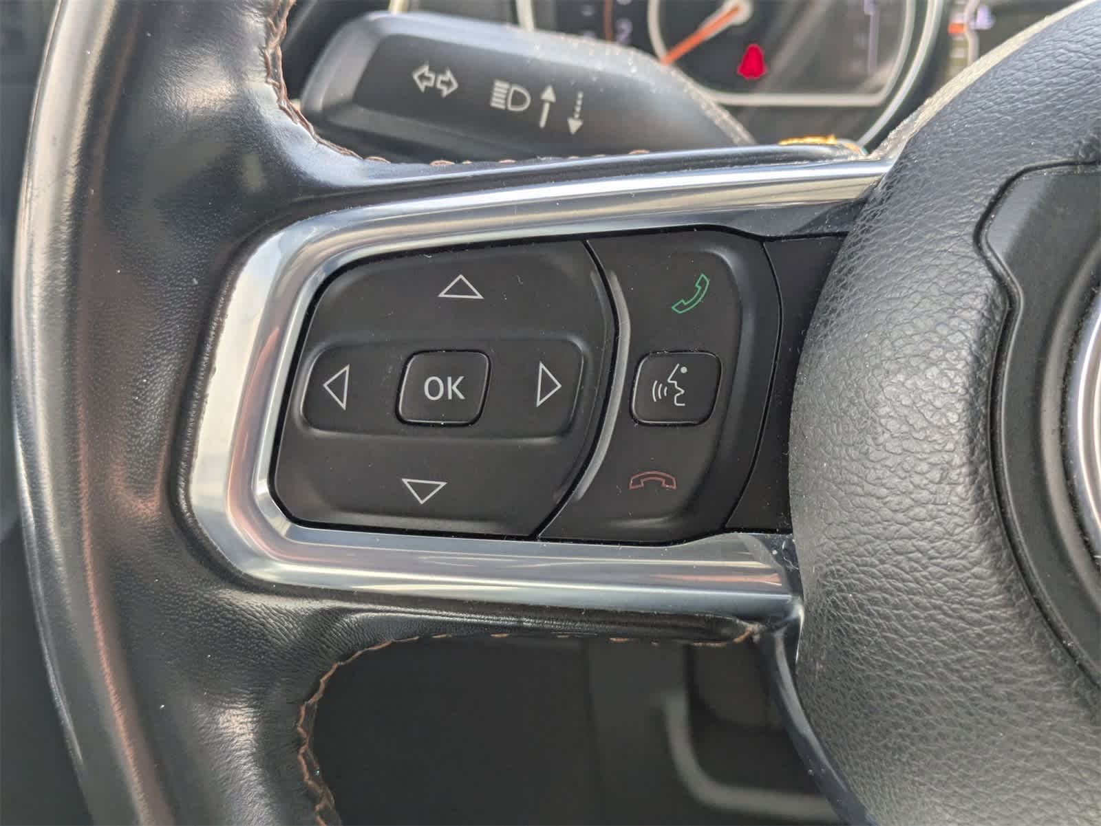 Thumbnail: 2021 Jeep Gladiator - 9
