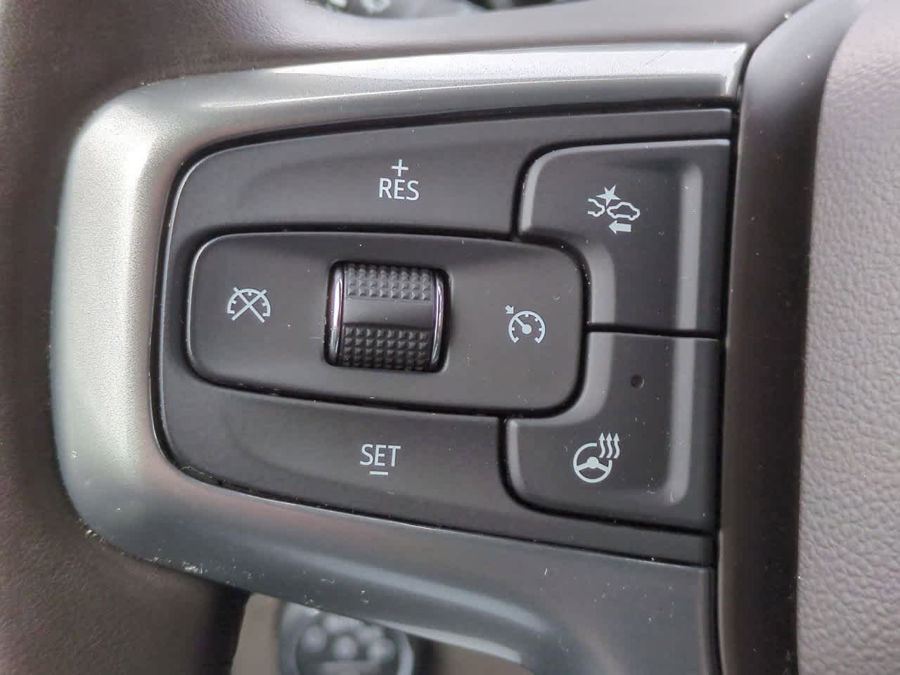 Thumbnail: 2024 Chevrolet Silverado 3500 - 25