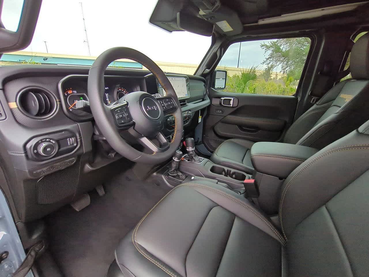 Thumbnail: 2025 Jeep Wrangler - 10