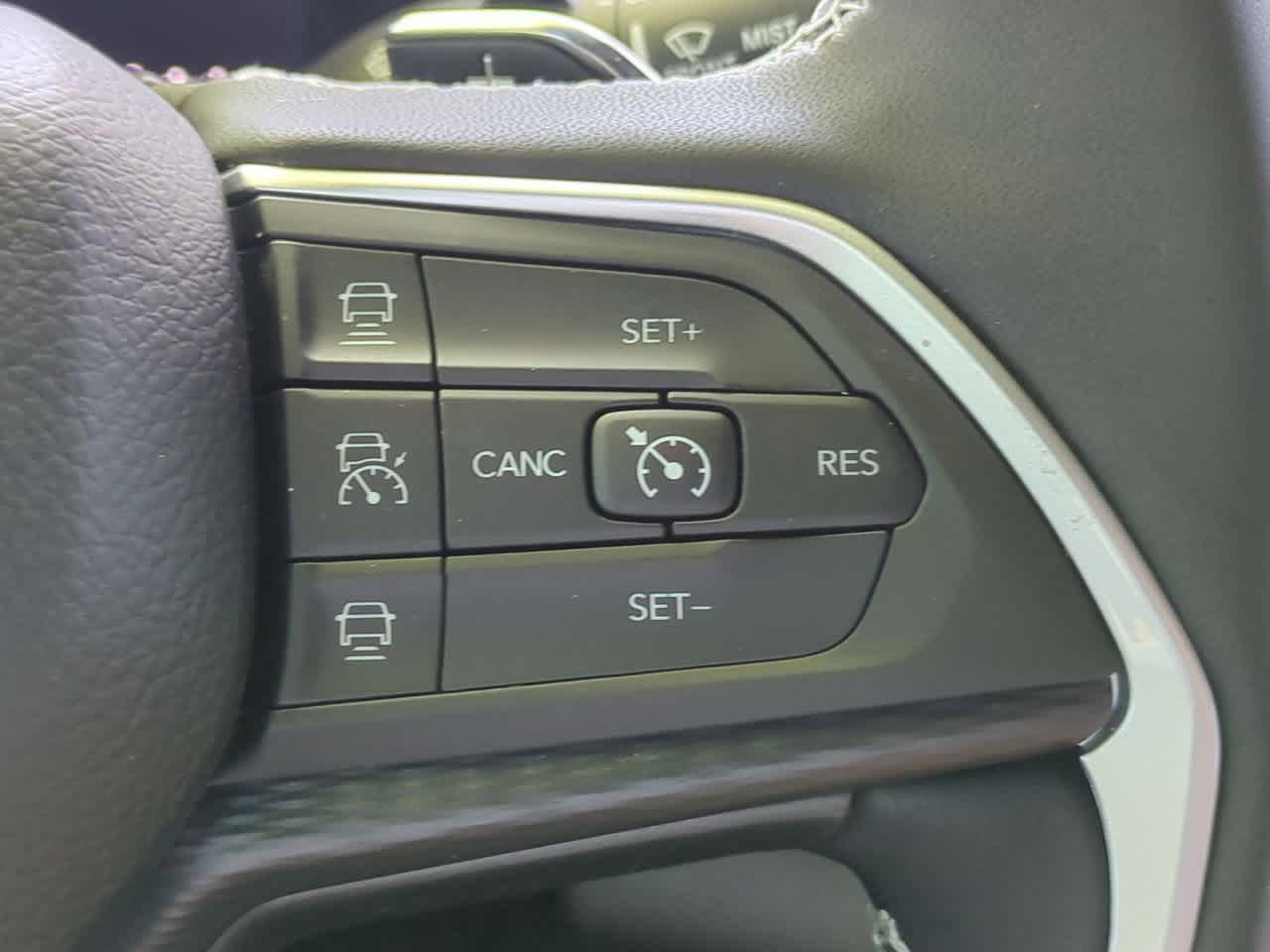 Thumbnail: 2025 Jeep Grand Cherokee L - 25