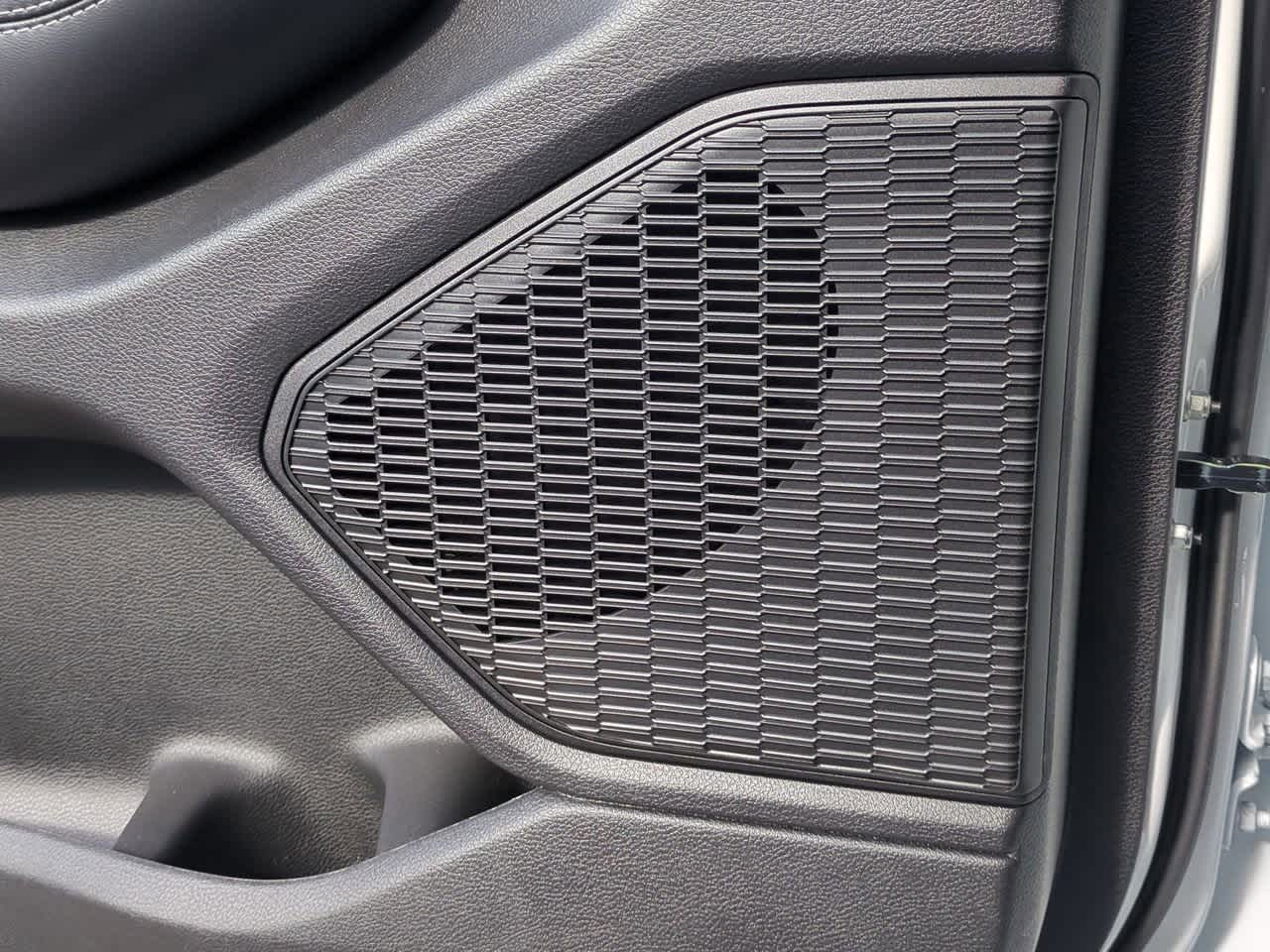 Thumbnail: 2025 Jeep Grand Cherokee L - 30