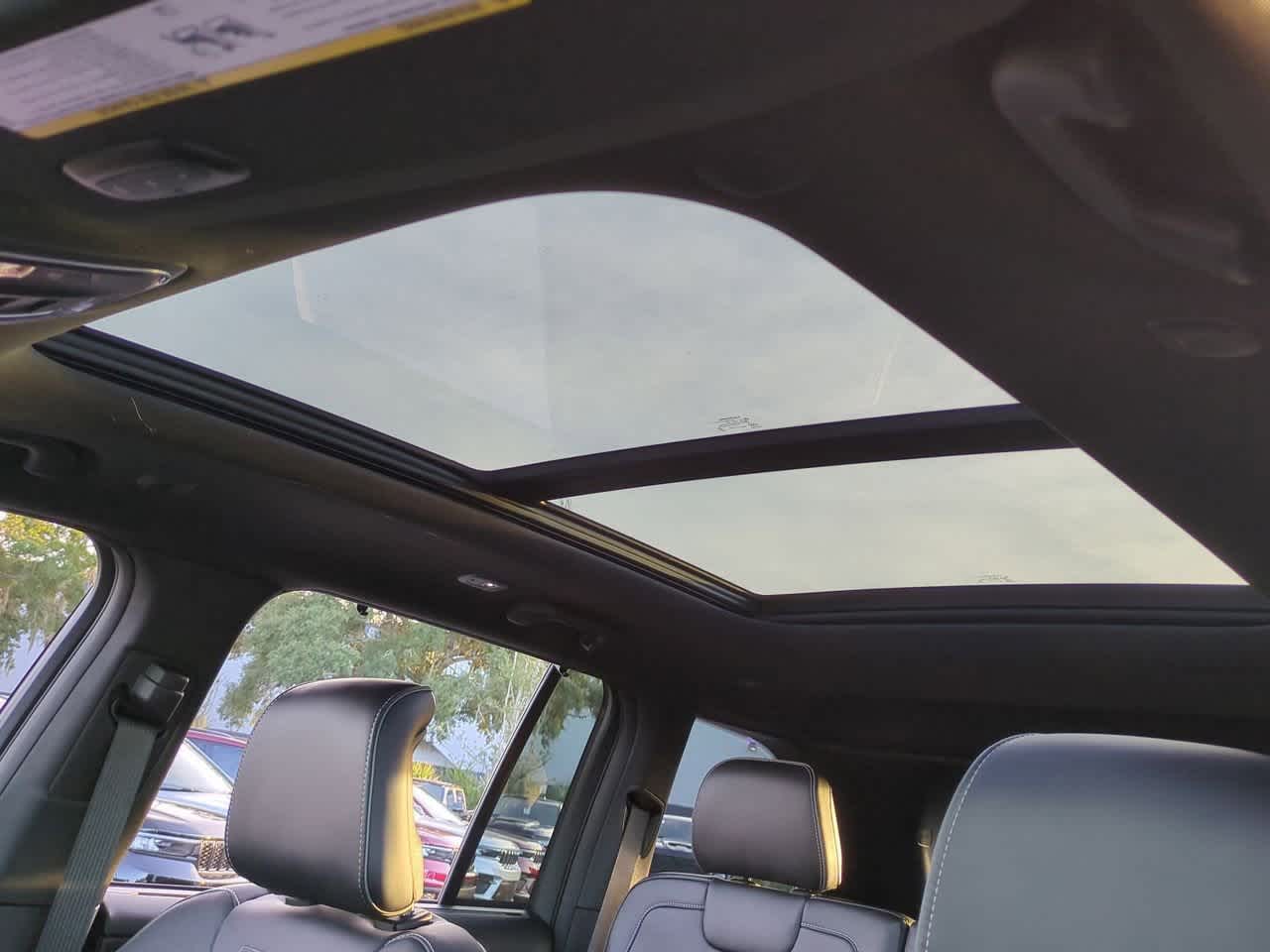 Thumbnail: 2025 Jeep Grand Cherokee - 20