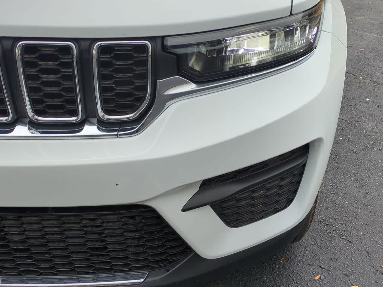 Thumbnail: 2025 Jeep Grand Cherokee - 11