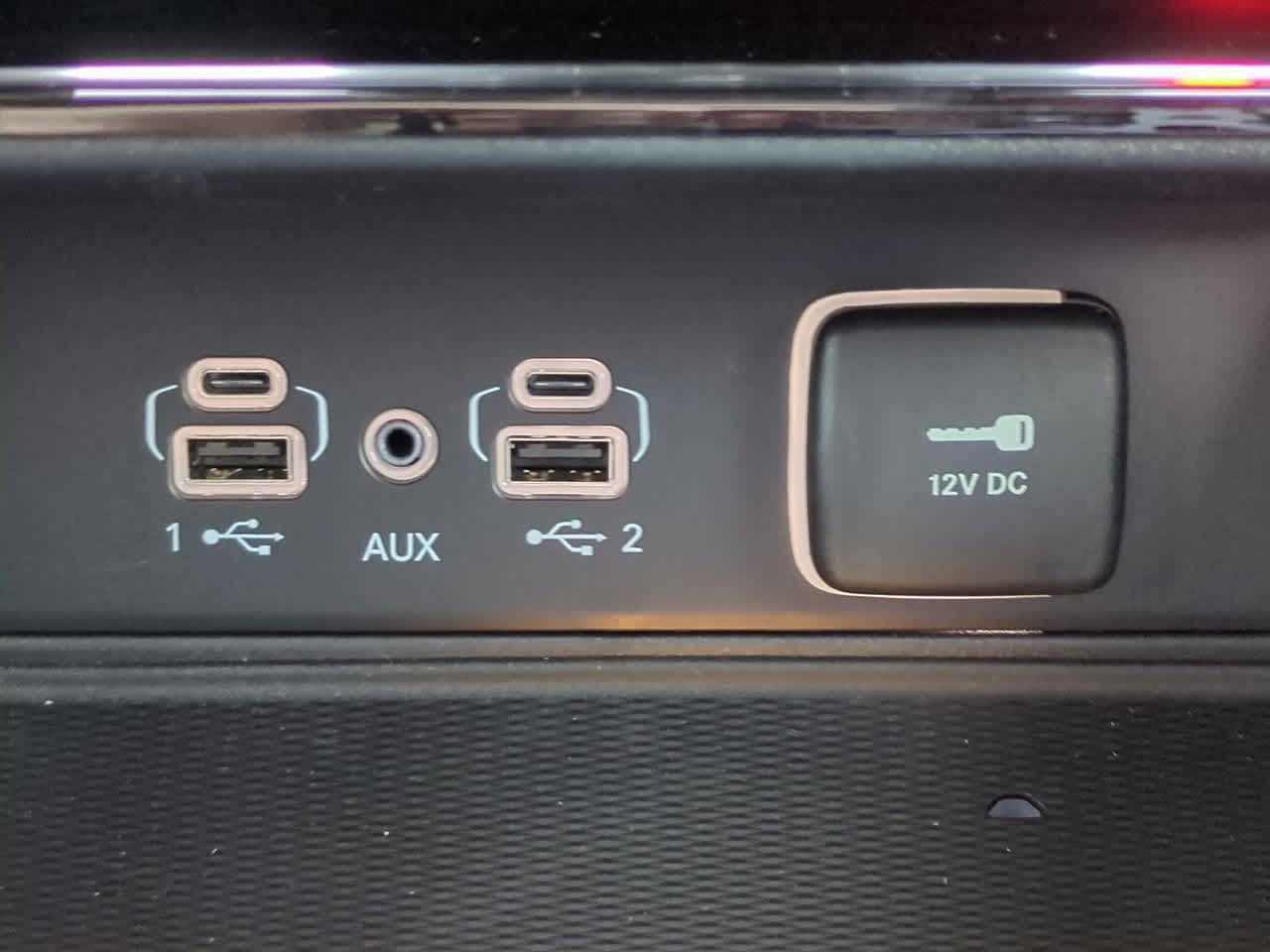 Thumbnail: 2025 Jeep Grand Cherokee - 32