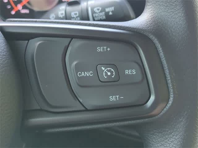 Thumbnail: 2025 Jeep Wrangler - 22