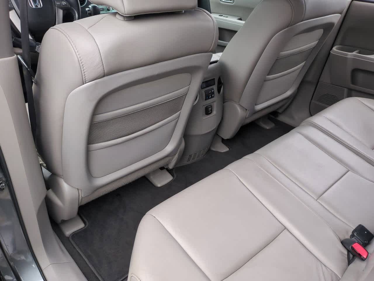 Thumbnail: 2009 Honda Pilot - 19