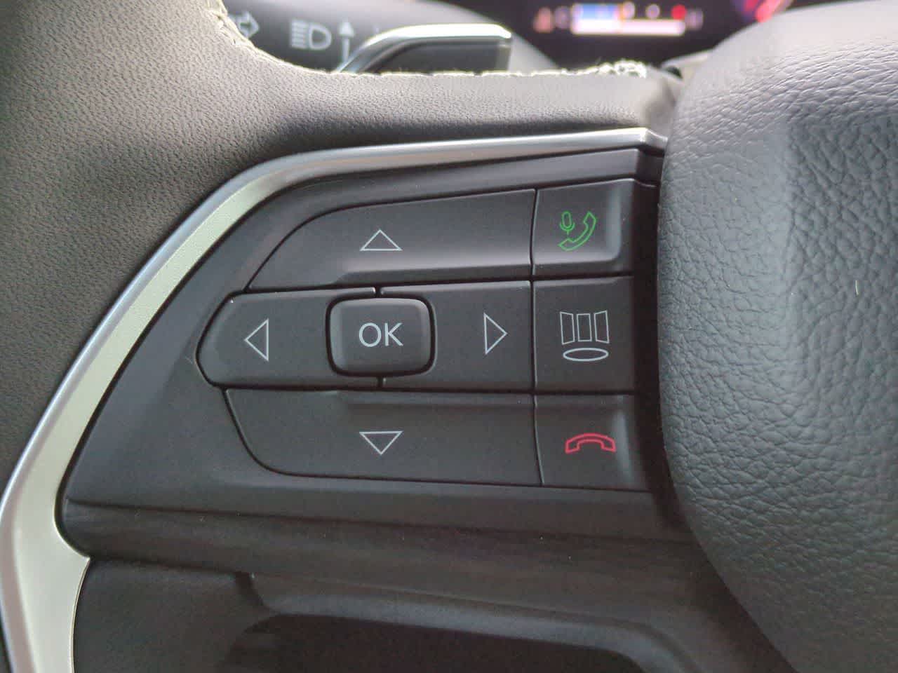 Thumbnail: 2025 Jeep Grand Cherokee - 25