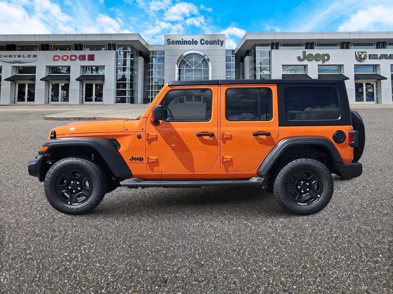 Thumbnail: 2025 Jeep Wrangler - 5
