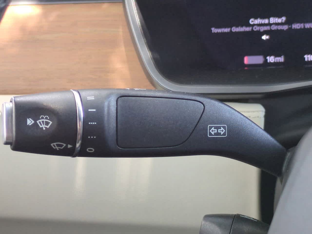 Thumbnail: 2020 Tesla Model X - 25