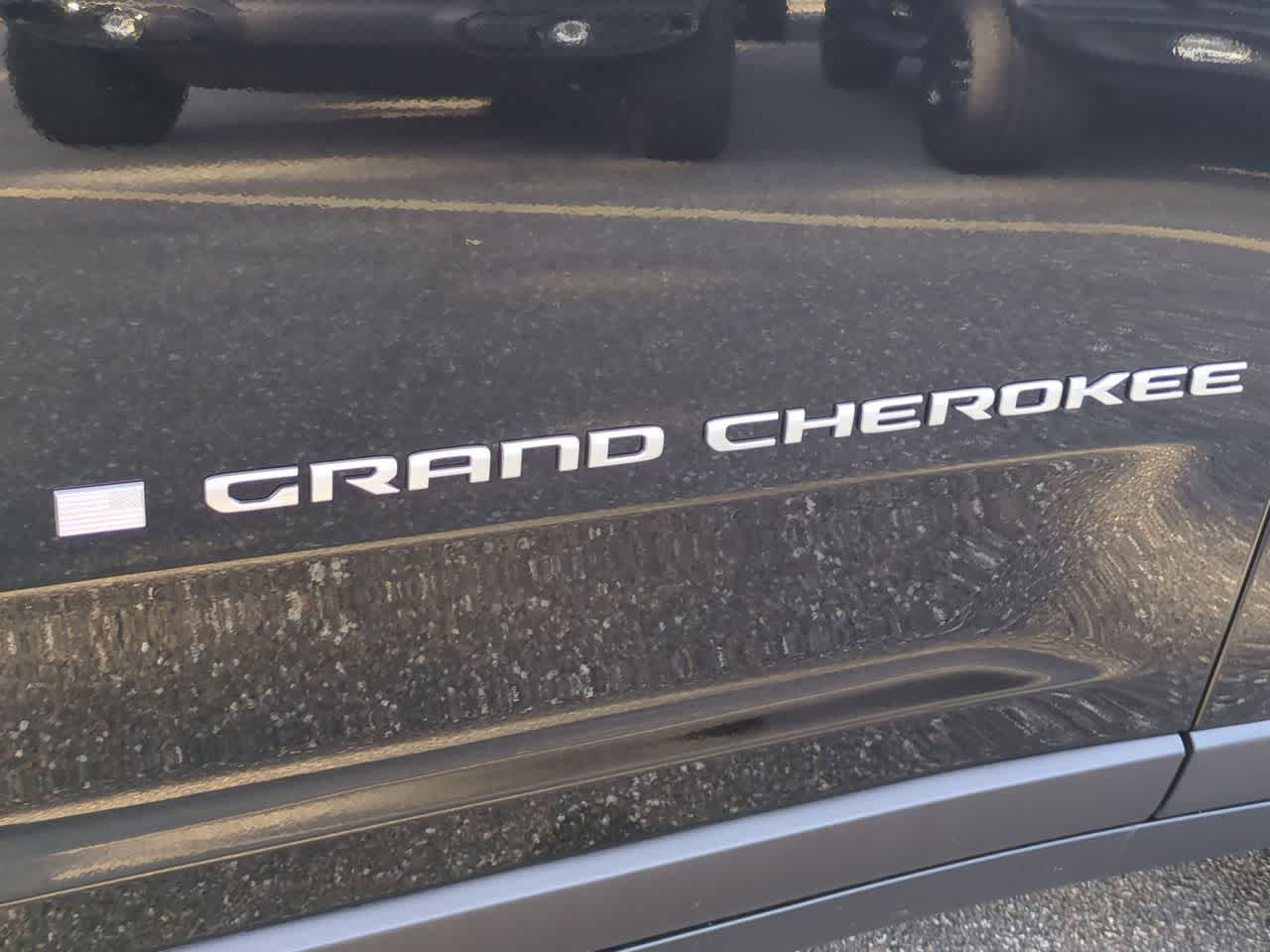 Thumbnail: 2025 Jeep Grand Cherokee L - 13