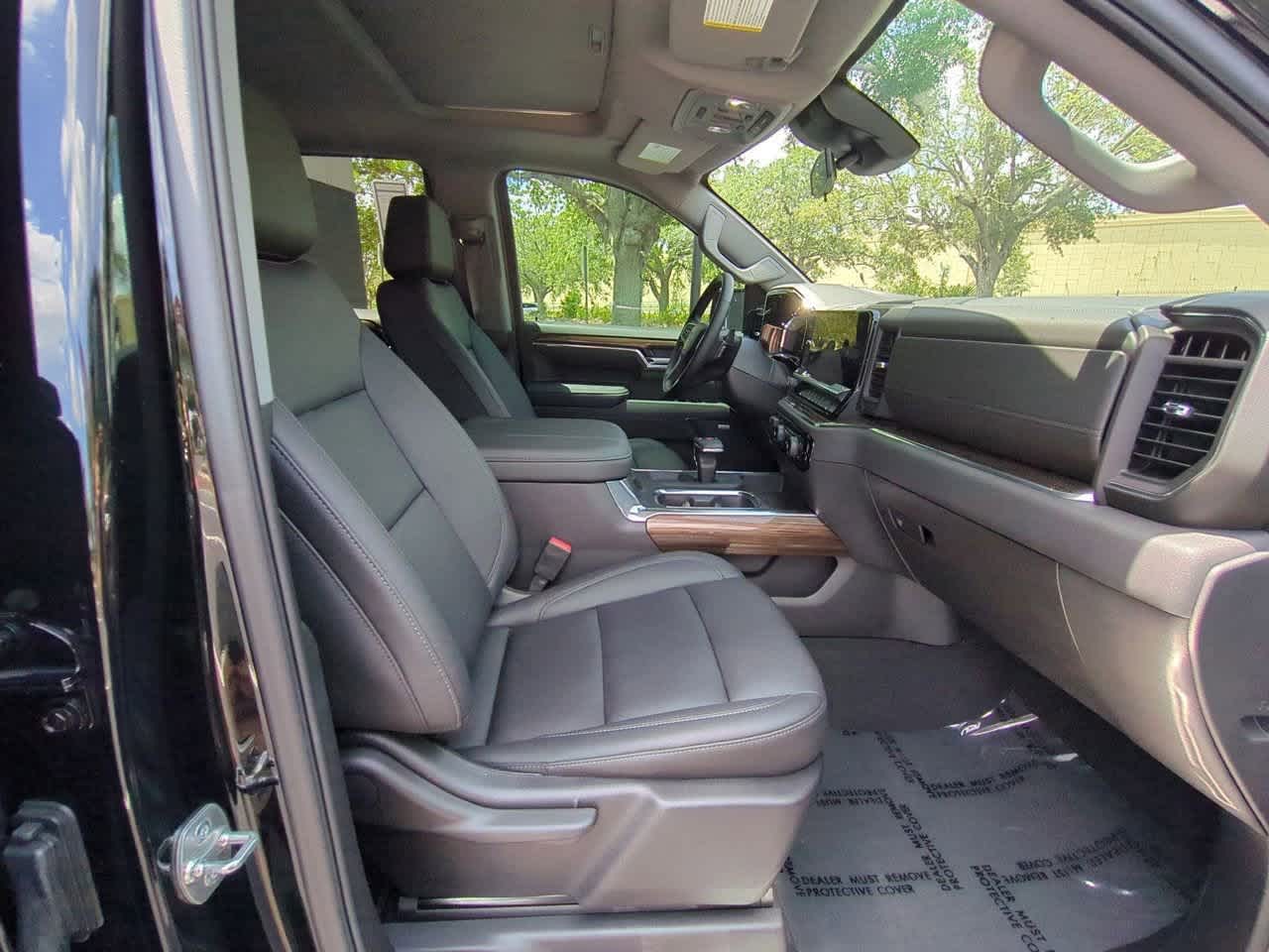 2025 Chevrolet Silverado 1500  23